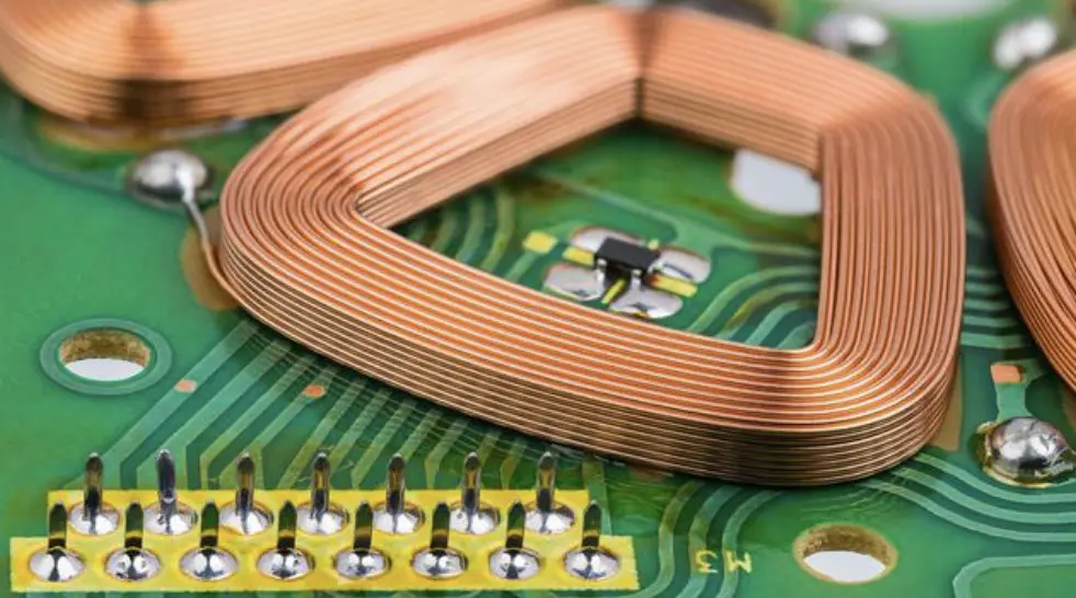 Цахилгаан соронзон утас яагаад орчин үеийн утас үйлдвэрлэхэд чухал вэ?